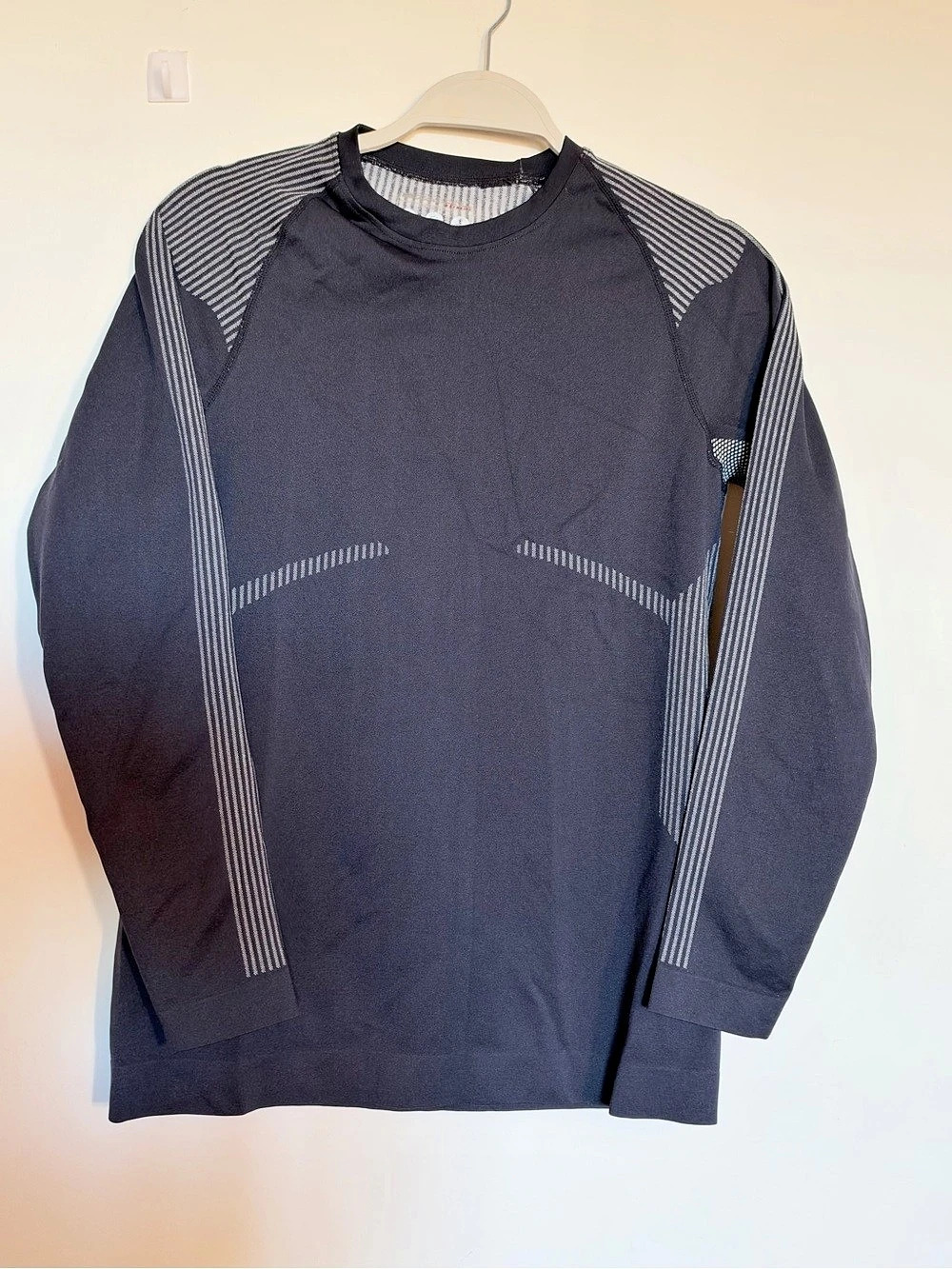 Mountain Warehouse Extreme Men’s Thermal Base Layer Top – XS/S
